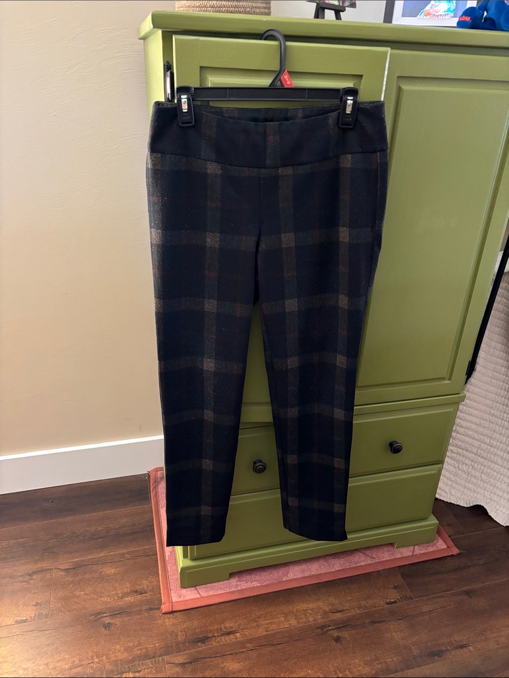 Zac & Rachel Black and Brown Plaid Cropped Pants